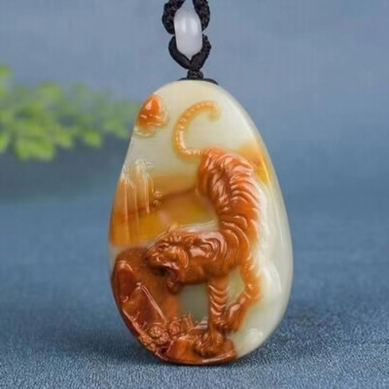 Jade pendant (collection level)